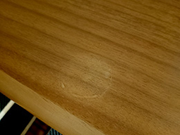 天板の傷や輪染み